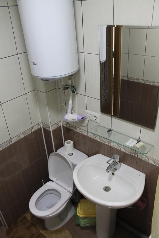 בלץ Studio On Main Street מראה חיצוני תמונה